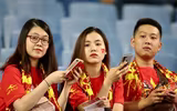 [ẢNH] Hàng rào thép gai dựng ngoài sân Mỹ Đình trước trận Việt Nam đấu UAE