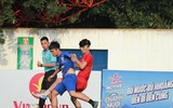 [ẢNH] Vào chung kết, CĐV vỡ òa sung sướng, cầu thủ THPT Lê Văn Thiêm bật khóc