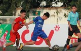 [ẢNH] Vào chung kết, CĐV vỡ òa sung sướng, cầu thủ THPT Lê Văn Thiêm bật khóc