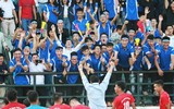 [ẢNH] Vào chung kết, CĐV vỡ òa sung sướng, cầu thủ THPT Lê Văn Thiêm bật khóc