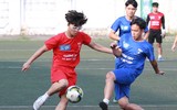 [ẢNH] Vào chung kết, CĐV vỡ òa sung sướng, cầu thủ THPT Lê Văn Thiêm bật khóc