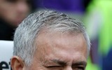 [ẢNH] Muôn sắc thái của HLV Mourinho trong màn ra mắt thắng hú vía cùng Tottenham
