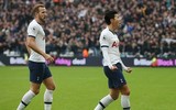 [ẢNH] Muôn sắc thái của HLV Mourinho trong màn ra mắt thắng hú vía cùng Tottenham