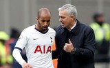 [ẢNH] Muôn sắc thái của HLV Mourinho trong màn ra mắt thắng hú vía cùng Tottenham