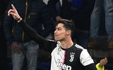 [ẢNH] Ronaldo bật cao như Iron Man, đánh đầu ghi bàn như thế nào?