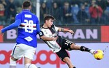 [ẢNH] Ronaldo bật cao như Iron Man, đánh đầu ghi bàn như thế nào?