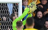 [ẢNH] Cận cảnh sai lầm ngớ ngẩn của De Gea khiến M.U thua tủi hổ