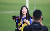 [ẢNH] Mặc áo U23 Việt Nam, nữ phóng viên Hàn Quốc xinh đẹp gây sốt
