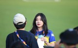 [ẢNH] Mặc áo U23 Việt Nam, nữ phóng viên Hàn Quốc xinh đẹp gây sốt