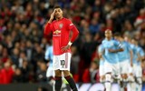 [ẢNH] Rooney bần thần ngồi nhìn M.U bị Man City hành hạ ở Old Trafford