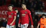 [ẢNH] Rooney bần thần ngồi nhìn M.U bị Man City hành hạ ở Old Trafford