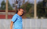 [ẢNH] U23 Việt Nam đẫm mồ hôi, quần thảo trên sân tập chờ đấu UAE