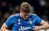 [ẢNH] Trung vệ đắt giá đổ máu vẫn không cứu nổi Juve
