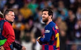 [ẢNH] Dự khán Siêu kinh điển, Ronaldo khoái chí nhìn Messi bạc nhược trước Real