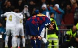 [ẢNH] Dự khán Siêu kinh điển, Ronaldo khoái chí nhìn Messi bạc nhược trước Real
