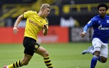 [ẢNH] Cầu thủ Dortmund gây sốt khi ăn mừng theo kiểu 'giãn cách xã hội'
