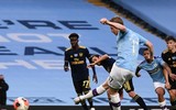 [ẢNH] Arsenal lại khốn khổ vì David Luiz như thế nào?