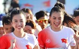 [ẢNH] Ngắm vẻ đẹp Hoa hậu Tiểu Vy với những bước chạy trên đảo Lý Sơn