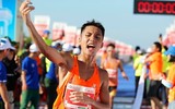 [ẢNH] Ngắm vẻ đẹp Hoa hậu Tiểu Vy với những bước chạy trên đảo Lý Sơn