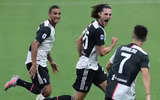 [ẢNH] Ronaldo lu mờ và gục ngã trước Ibrahimovic