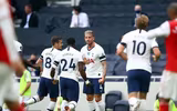 [ẢNH] HLV Mourinho tươi hết cỡ sau màn ngược dòng trước Arsenal