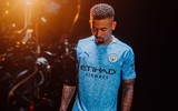 [ẢNH] Cận cảnh mẫu áo đấu mới đẹp lạ của Man City