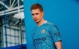 [ẢNH] Cận cảnh mẫu áo đấu mới đẹp lạ của Man City