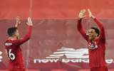 [ẢNH] Mở tiệc bàn thắng trước Chelsea, Liverpool lần đầu nâng cúp vô địch Premier League