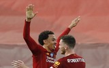 [ẢNH] Mở tiệc bàn thắng trước Chelsea, Liverpool lần đầu nâng cúp vô địch Premier League