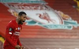 [ẢNH] Mở tiệc bàn thắng trước Chelsea, Liverpool lần đầu nâng cúp vô địch Premier League