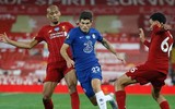 [ẢNH] Mở tiệc bàn thắng trước Chelsea, Liverpool lần đầu nâng cúp vô địch Premier League