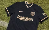 [ẢNH] Barcelona ra mắt áo đấu mới giống hệt áo phụ của... Real Madrid