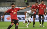 [ẢNH] Bruno Fernandes lại hóa cứu tinh, M.U vất vả vào bán kết Europa League