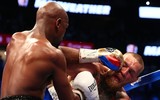 Khoảnh khắc Mayweather phản đòn hạ gục McGregor trong 