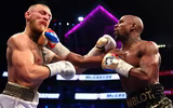 Khoảnh khắc Mayweather phản đòn hạ gục McGregor trong 