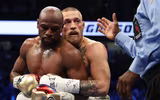 Khoảnh khắc Mayweather phản đòn hạ gục McGregor trong 