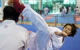 [Ảnh] Chân dung nữ võ sỹ tuổi teen giành HCV lịch sử cho karate Việt Nam
