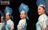 Hình ảnh hậu trường ít thấy của nghệ sỹ xiếc trước giờ sân khấu sáng đèn