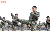 Nữ chiến sỹ tự vệ nổi bật giữa hội thao lực lượng vũ trang Thủ đô