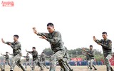 Nữ chiến sỹ tự vệ nổi bật giữa hội thao lực lượng vũ trang Thủ đô