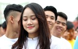 Nữ sinh Hà thành điệu đà trong tà áo trắng giải bóng đá học trò