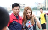 Cô gái châu Á đầu tiên chinh phục 4 sa mạc truyền cảm hứng cho nam sinh Hà Nội