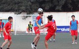 [Ảnh] Quyết liệt cuộc đua vé đi tiếp của 32 đội bóng trong lượt trận chiều 1-11