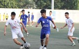 [Ảnh] Quyết liệt cuộc đua vé đi tiếp của 32 đội bóng trong lượt trận chiều 1-11