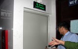 Kiểm tra đột xuất hai cơ sở karaoke trên phố Trần Thái Tông