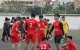 THPT Lê Văn Thiêm vào bán kết sau cuộc rượt đuổi tỉ số nghẹt thở