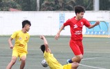 Ngược dòng trên chấm penalty, đương kim vô địch THPT Trần Quốc Tuấn vào chung kết