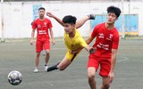 Ngược dòng trên chấm penalty, đương kim vô địch THPT Trần Quốc Tuấn vào chung kết