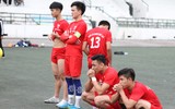 Ngược dòng trên chấm penalty, đương kim vô địch THPT Trần Quốc Tuấn vào chung kết