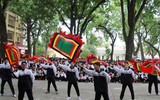 Thầy trò trường Nguyễn Thị Minh Khai tưng bừng xuất quân